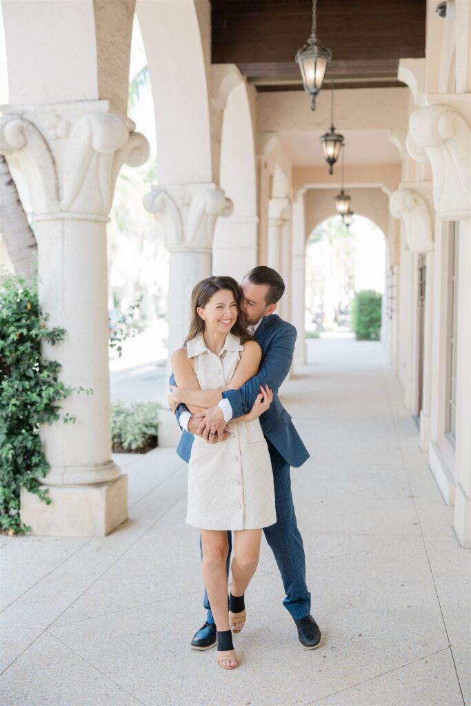 A Palm Beach, Fl engagement session at Worth Ave by Florida wedding photographer Angelika Krug Photo & Film.