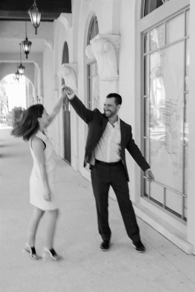 A Palm Beach, Fl engagement session at Worth Ave by Florida wedding photographer Angelika Krug Photo & Film.