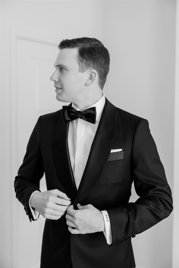 A wedding at the Alfond Inn captured by Orlando wedding photographer, Angelika Krug Photo & Film.