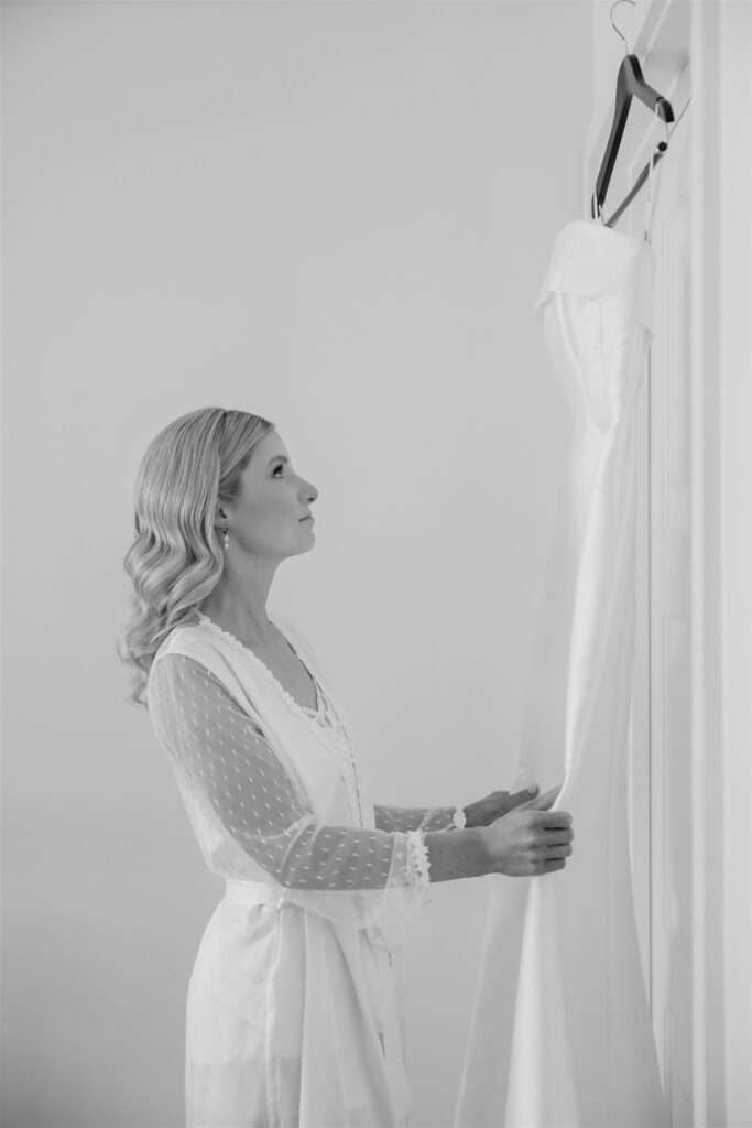 A wedding at the Alfond Inn captured by Orlando wedding photographer, Angelika Krug Photo & Film.