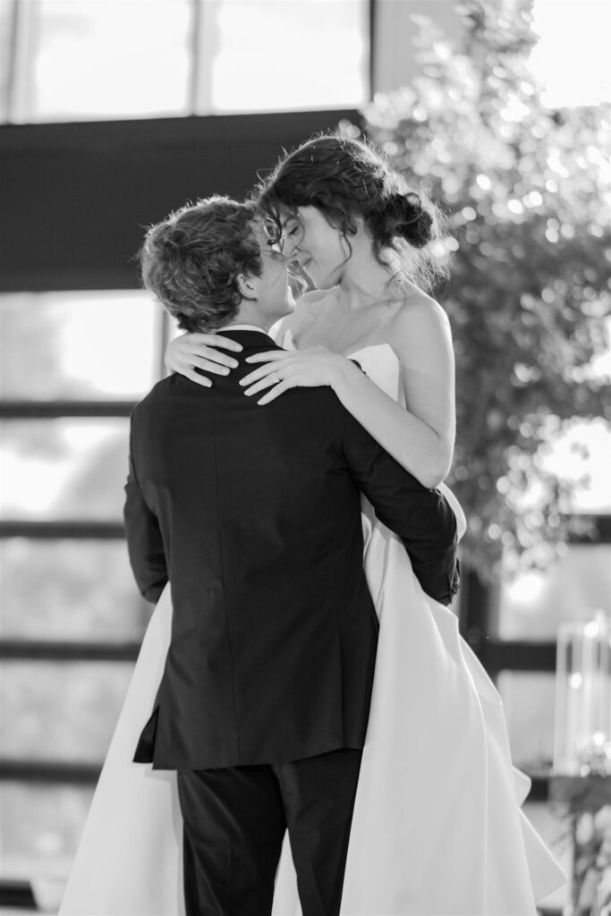 Reception at Lavender on the Lake by Florida wedding photographer and videographer.