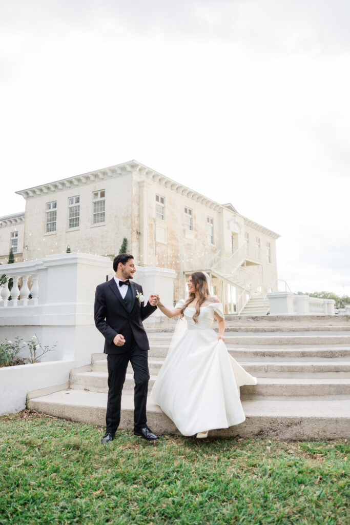 Bella Cosa Lakeside wedding portraits captured by Florida wedding photographer Angelika Krug Photo & Film.